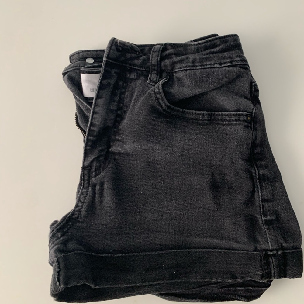 Tilly’s Black Shorts